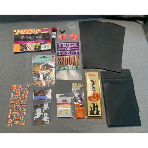 Complete Halloween Scrapbooking Kit With Stickers Embellishments Black Paper & E - Picture 12 of 12